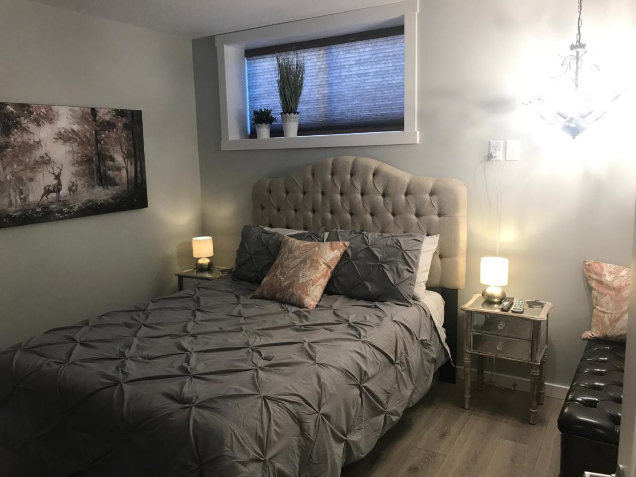 Home Sweet Condo Calgary Luaran gambar
